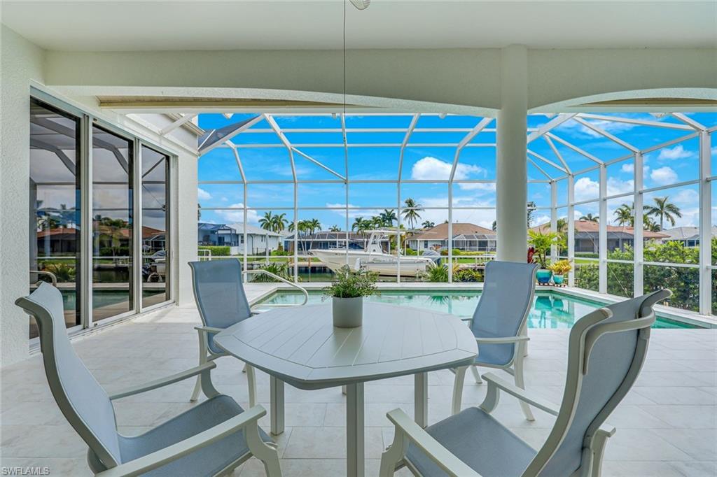 MARCO BEACH - Residential