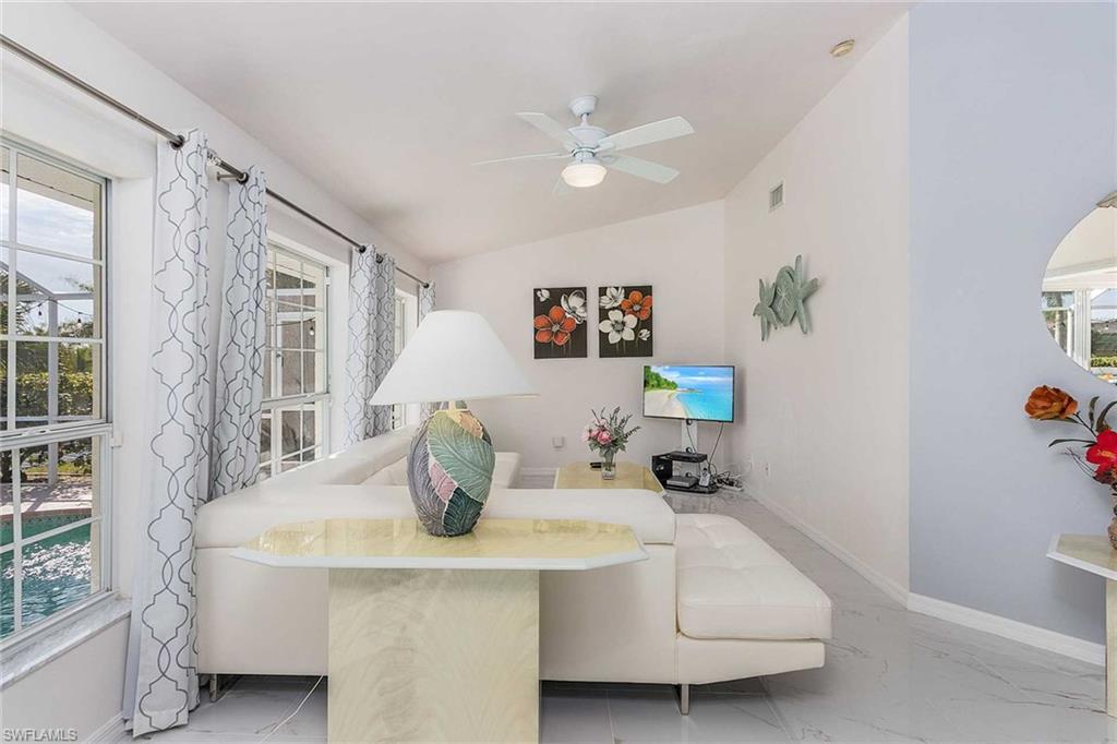 CAPE CORAL - Residential Lease