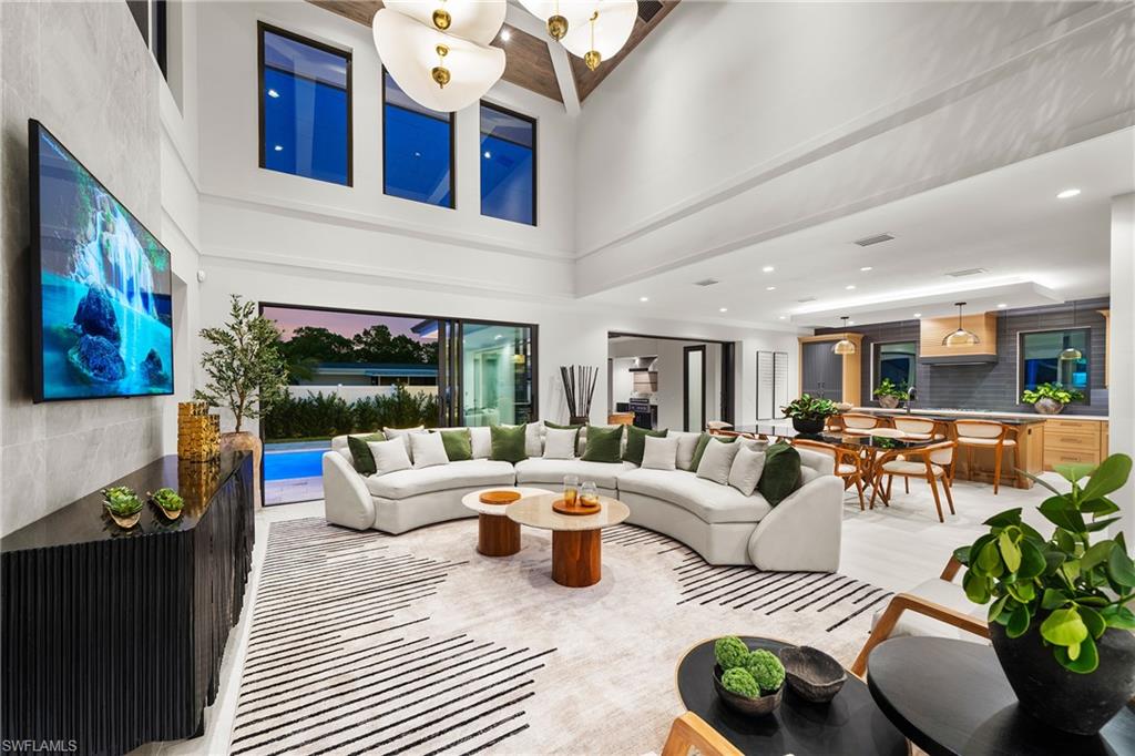 LAKE PARK - Residential