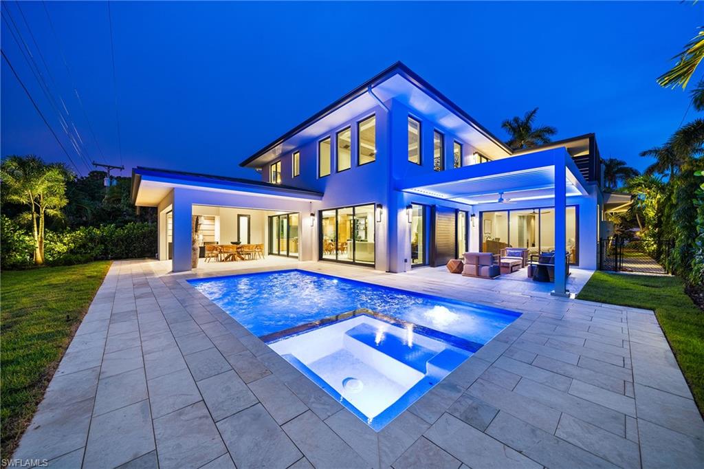 LAKE PARK - Residential