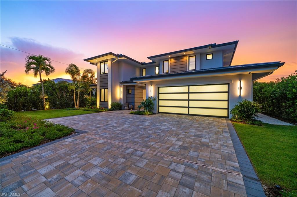 LAKE PARK - Residential