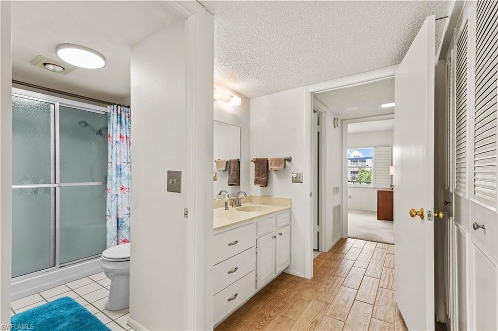 SEVEN LAKES - Residential Lease