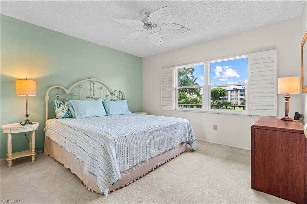 SEVEN LAKES - Residential Lease
