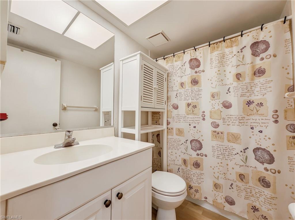 KINGS LAKE - Residential Lease