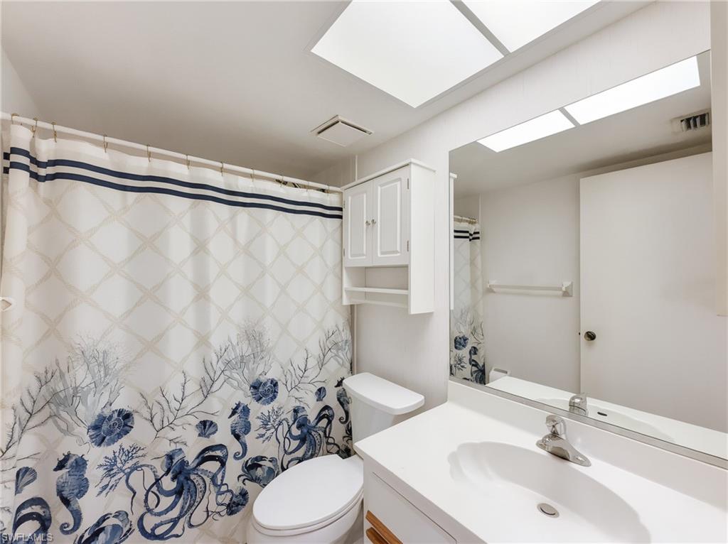 KINGS LAKE - Residential Lease