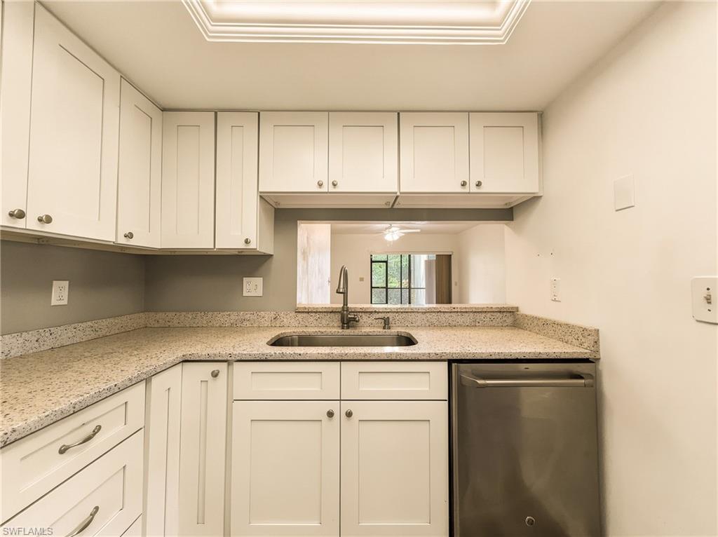 KINGS LAKE - Residential Lease