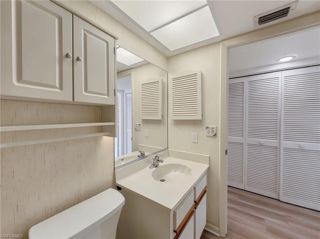 KINGS LAKE - Residential Lease