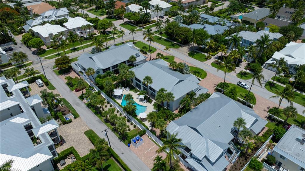 COCONUT GROVE - Residential Lease