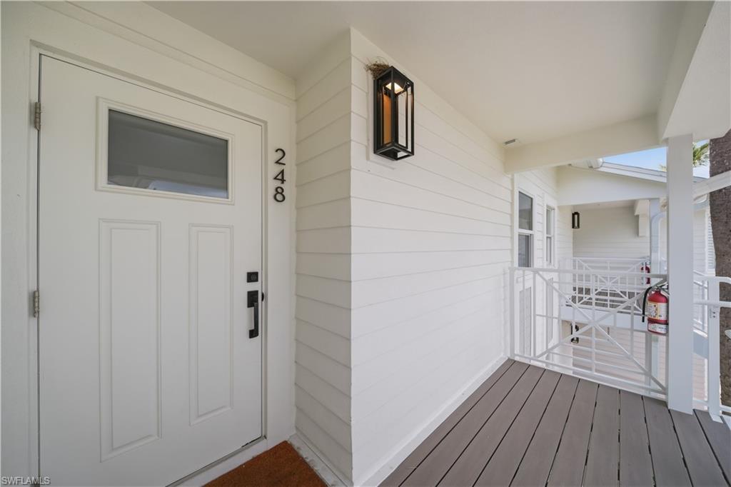 COCONUT GROVE - Residential Lease