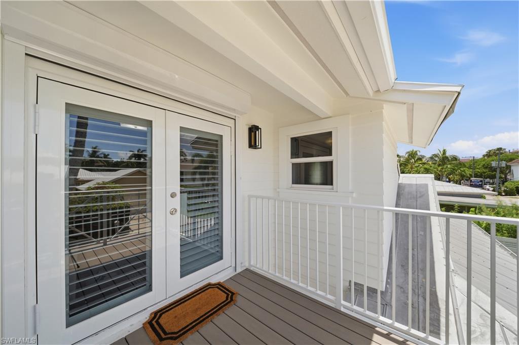 COCONUT GROVE - Residential Lease