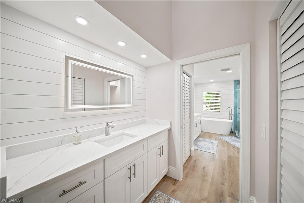 COCONUT GROVE - Residential Lease