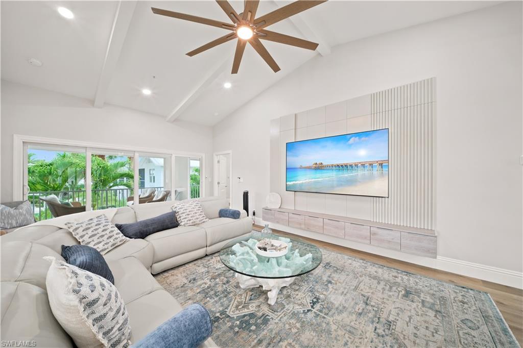 COCONUT GROVE - Residential Lease