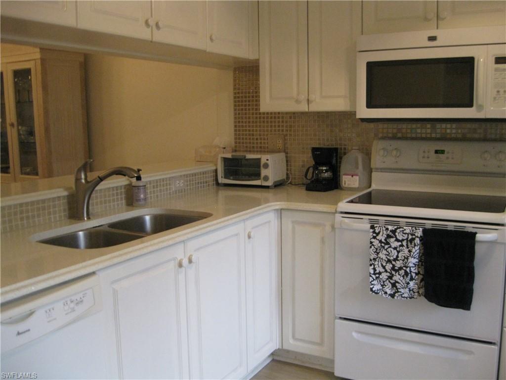 THE PARK AT LAKEWOOD - Residential