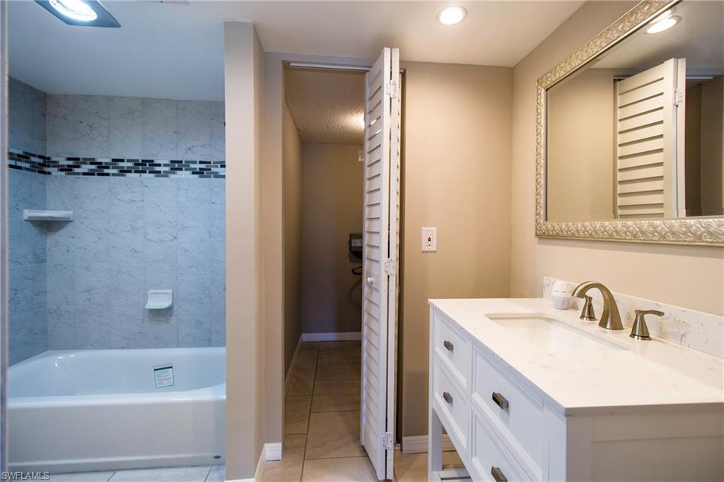 REGENCY CONDO - Residential