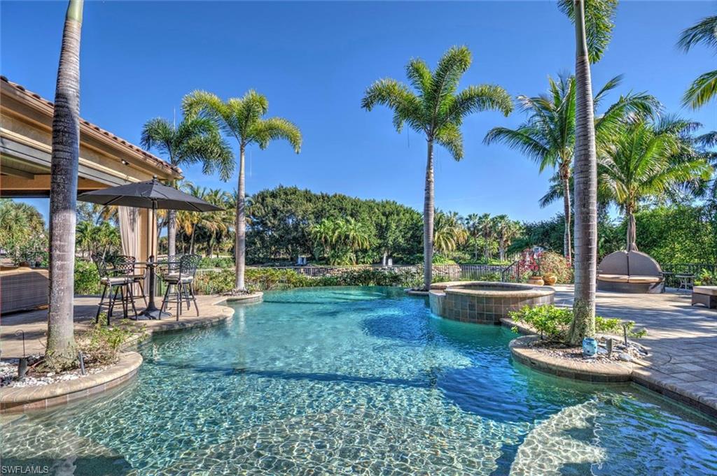 ESCADA AT TIBURON - Residential