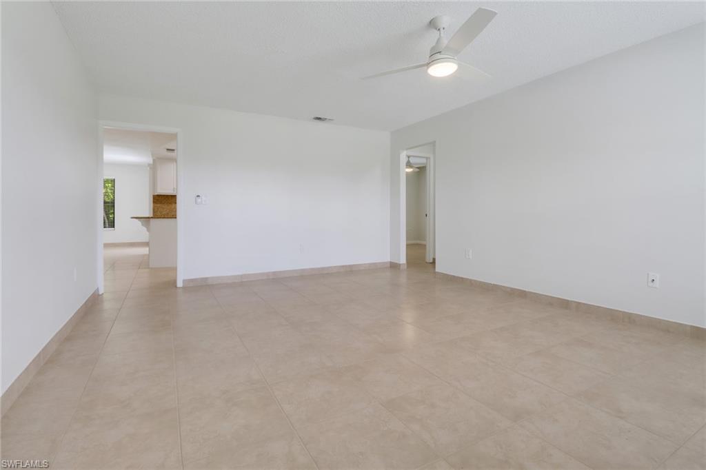 NAPLES TWIN LAKES - Residential