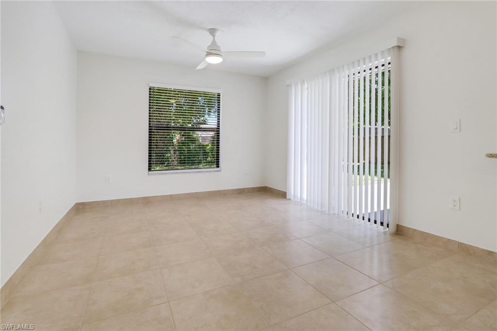 NAPLES TWIN LAKES - Residential