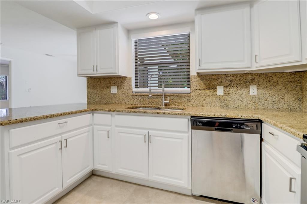 NAPLES TWIN LAKES - Residential