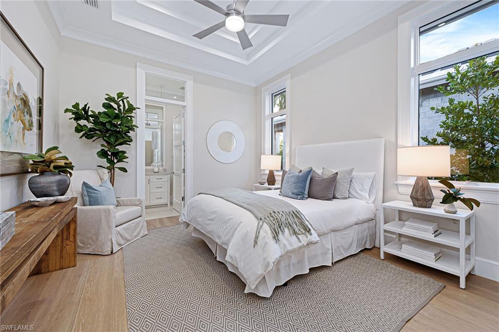 MOORINGS - Residential