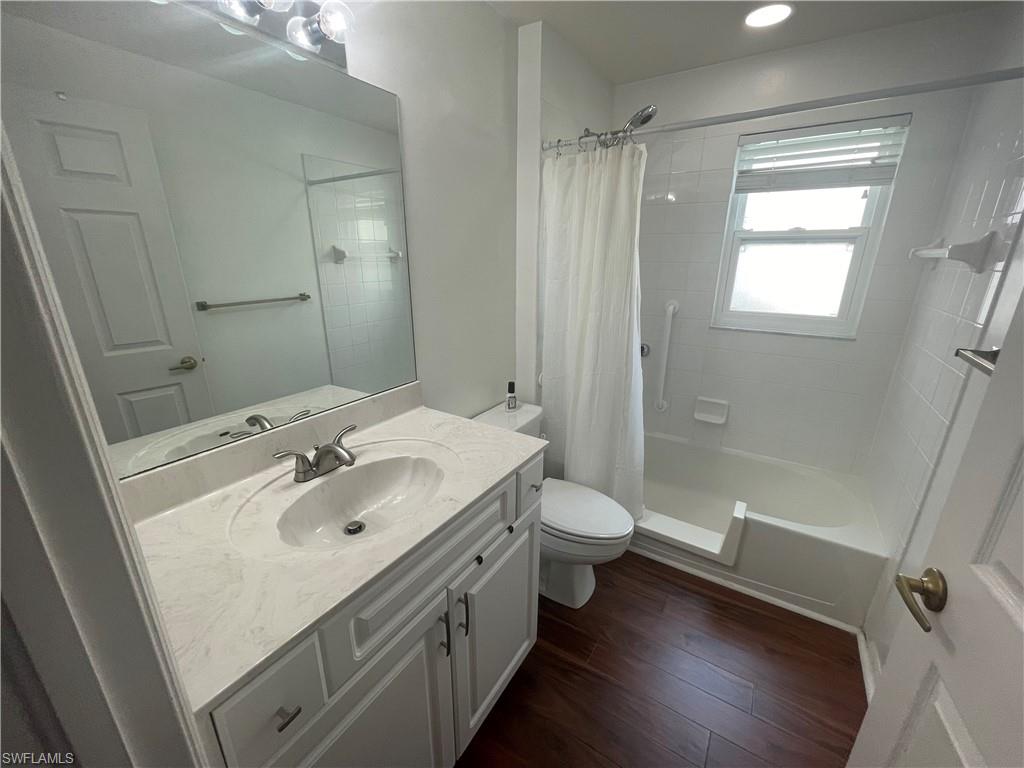 VILLAS AT GREENWOOD LAKE - Residential Lease