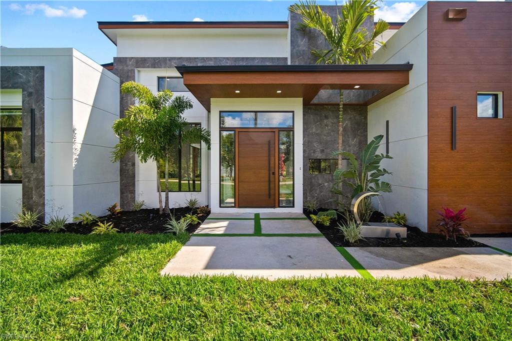 GOLDEN GATE ESTATES - Residential