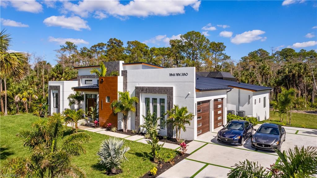 GOLDEN GATE ESTATES - Residential