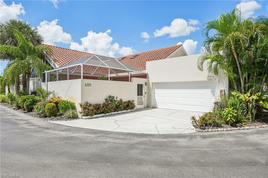 QUAIL WOODS COURTYARDS - Residential
