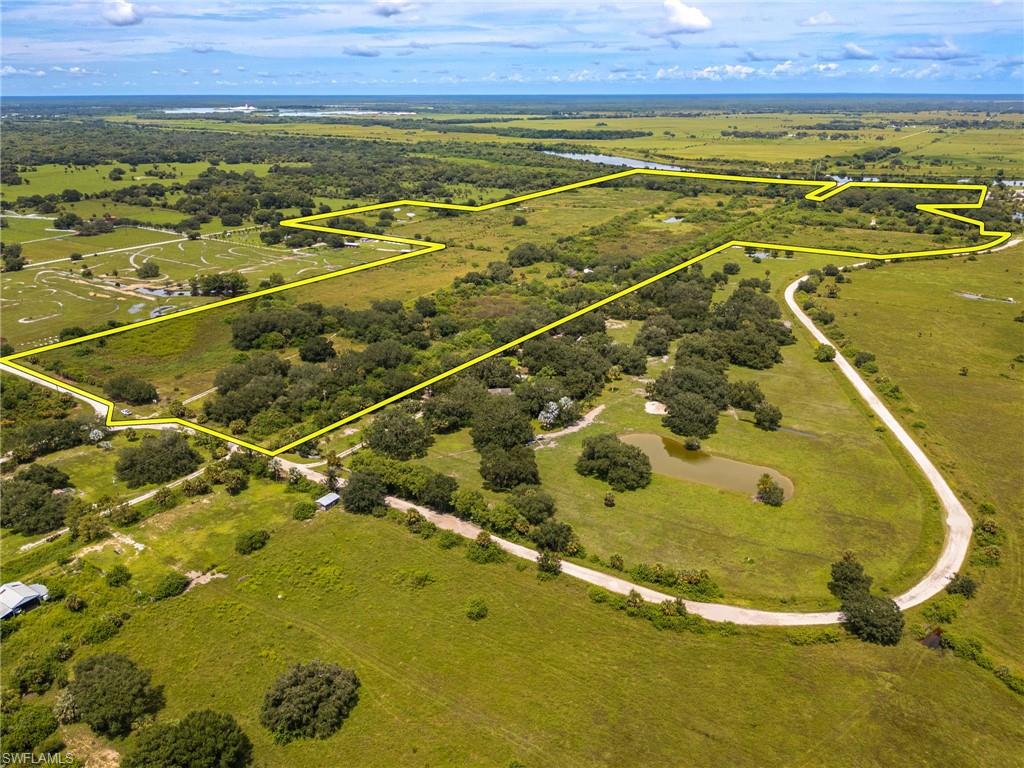INDIAN HILLS - Land