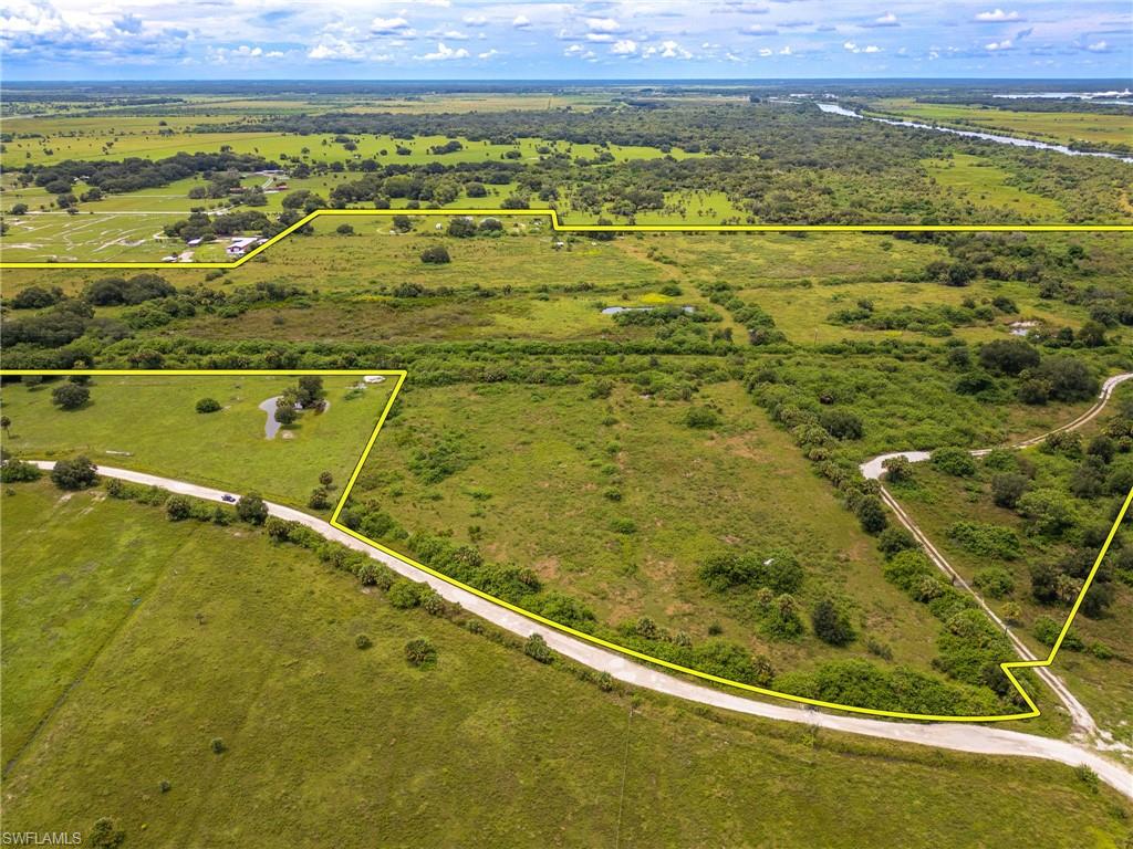 INDIAN HILLS - Land