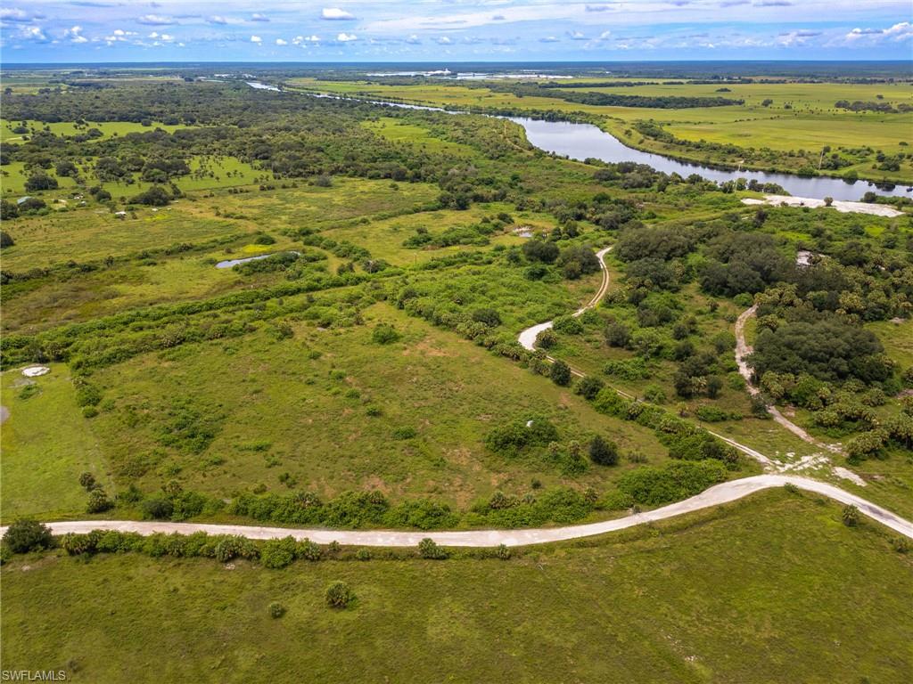 INDIAN HILLS - Land
