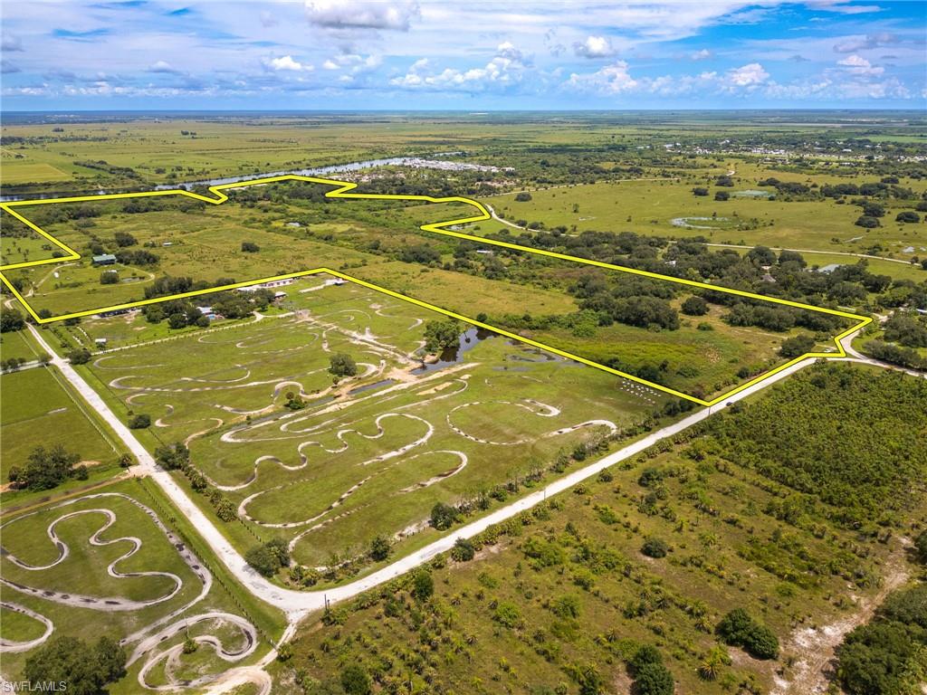 INDIAN HILLS - Land