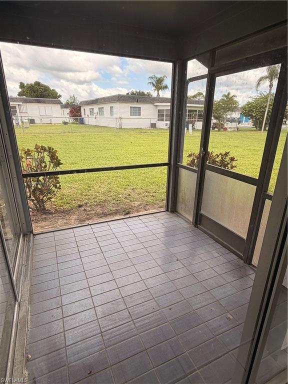 BEACON SQUARE - Residential Lease