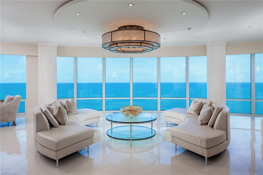 REGENT - Residential