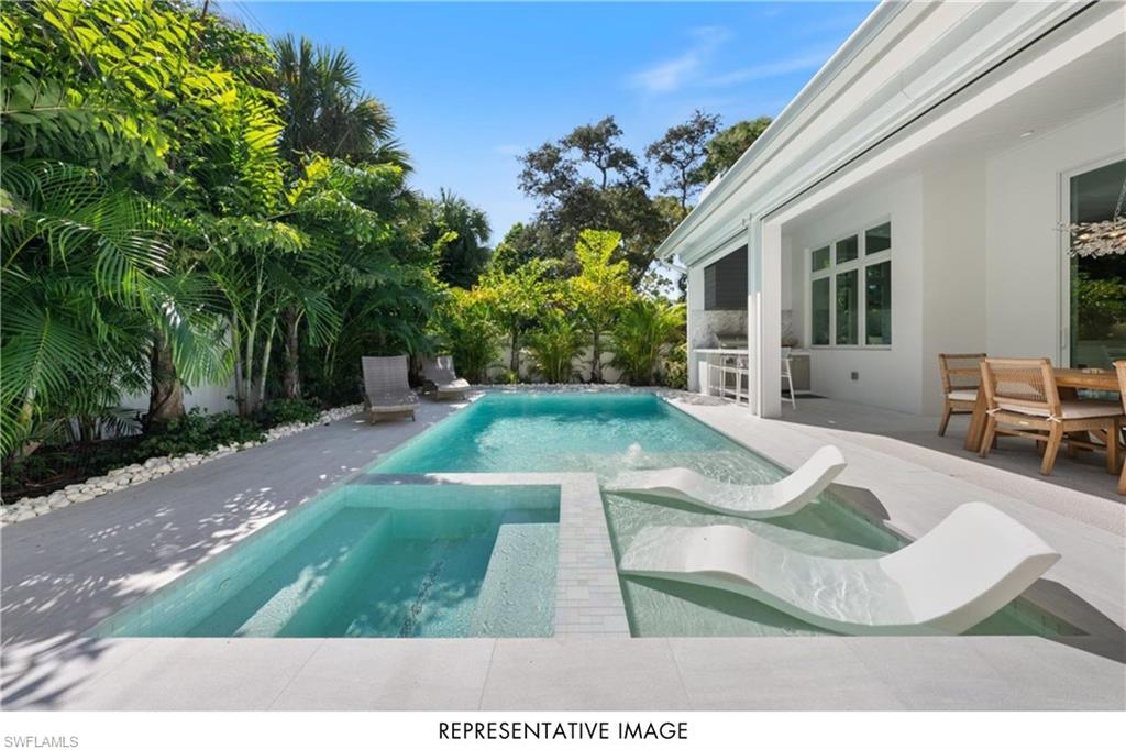 OAK KNOLL - Residential
