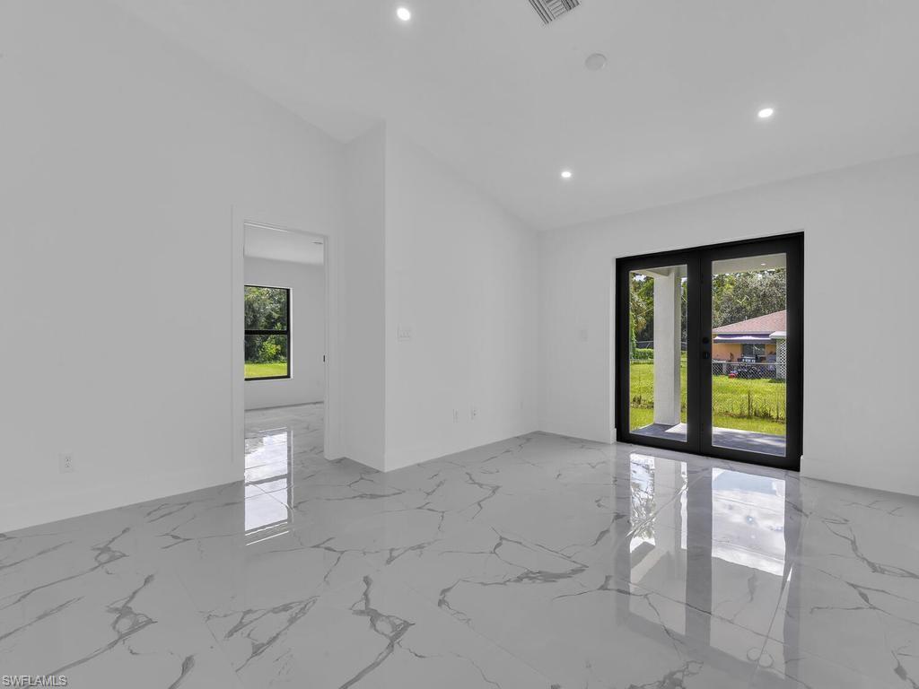 LEHIGH ACRES - Residential Income