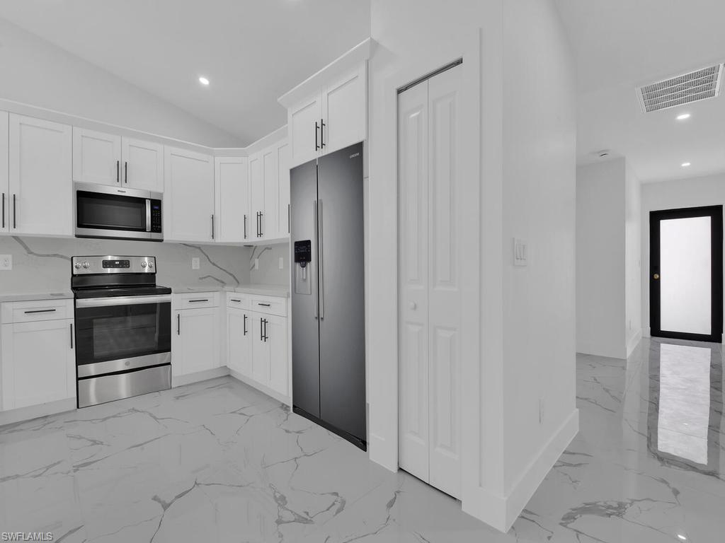 LEHIGH ACRES - Residential Income