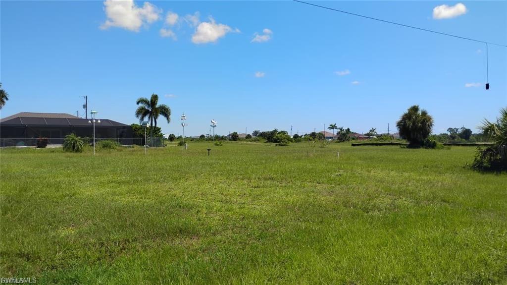 CAPE CORAL - Land