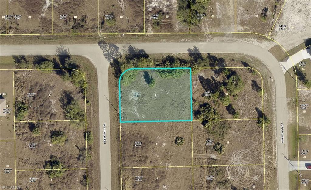 LEHIGH ACRES - Land