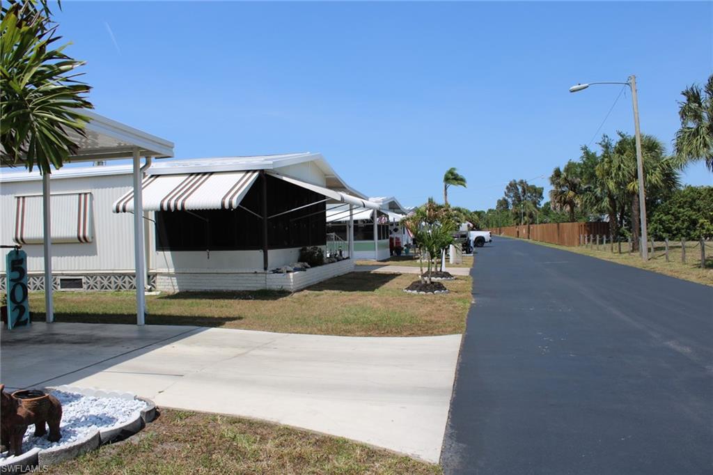 LAZY DAYS MOBILE VILLAGE - Residential