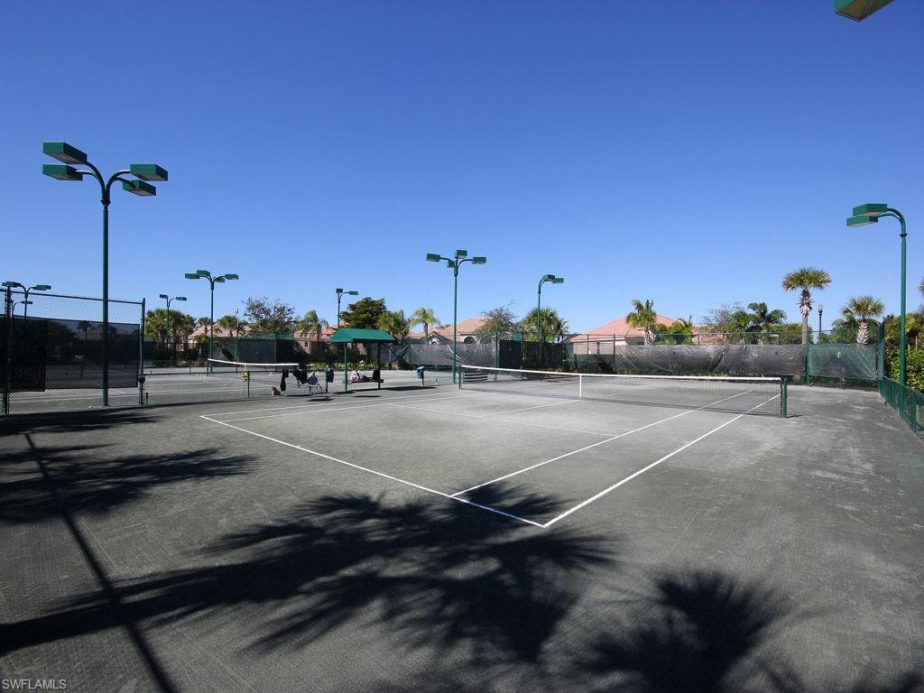 CROWN COLONY - Residential