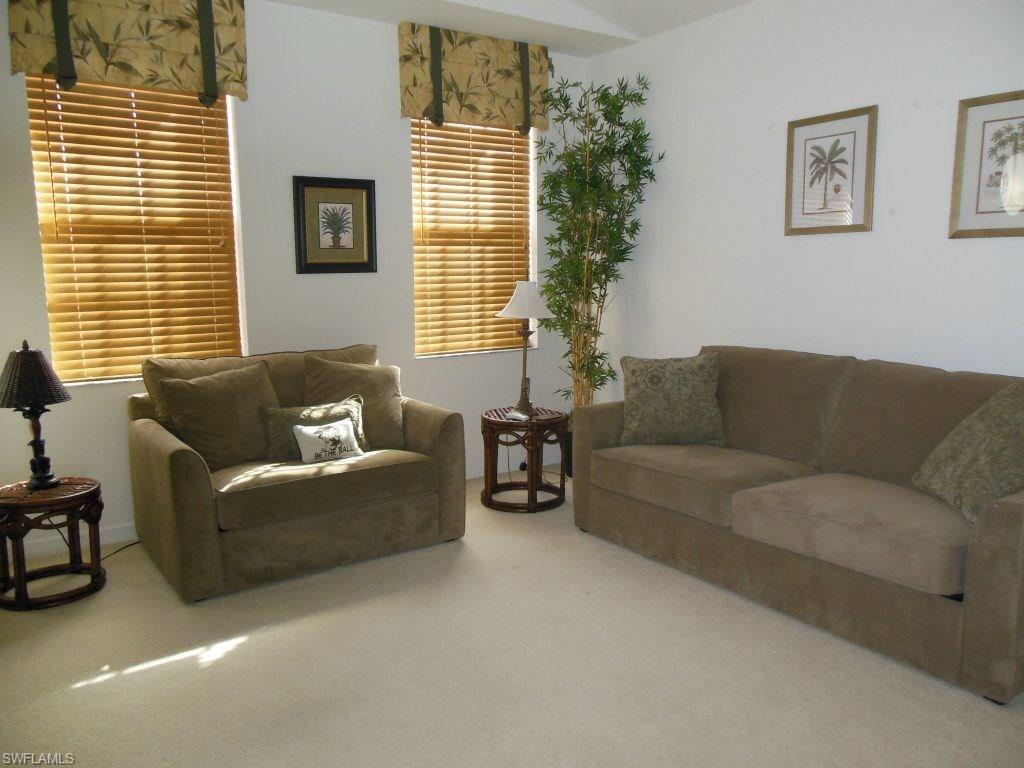 CROWN COLONY - Residential