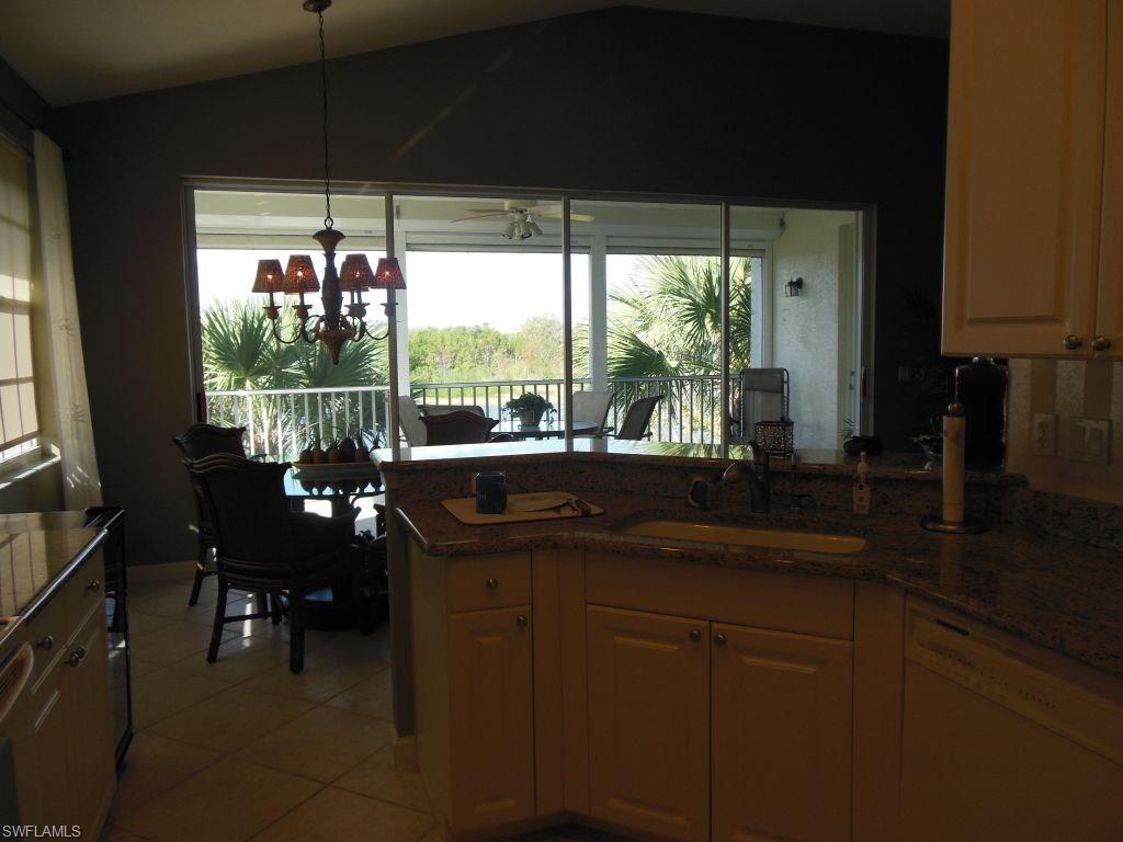 CROWN COLONY - Residential