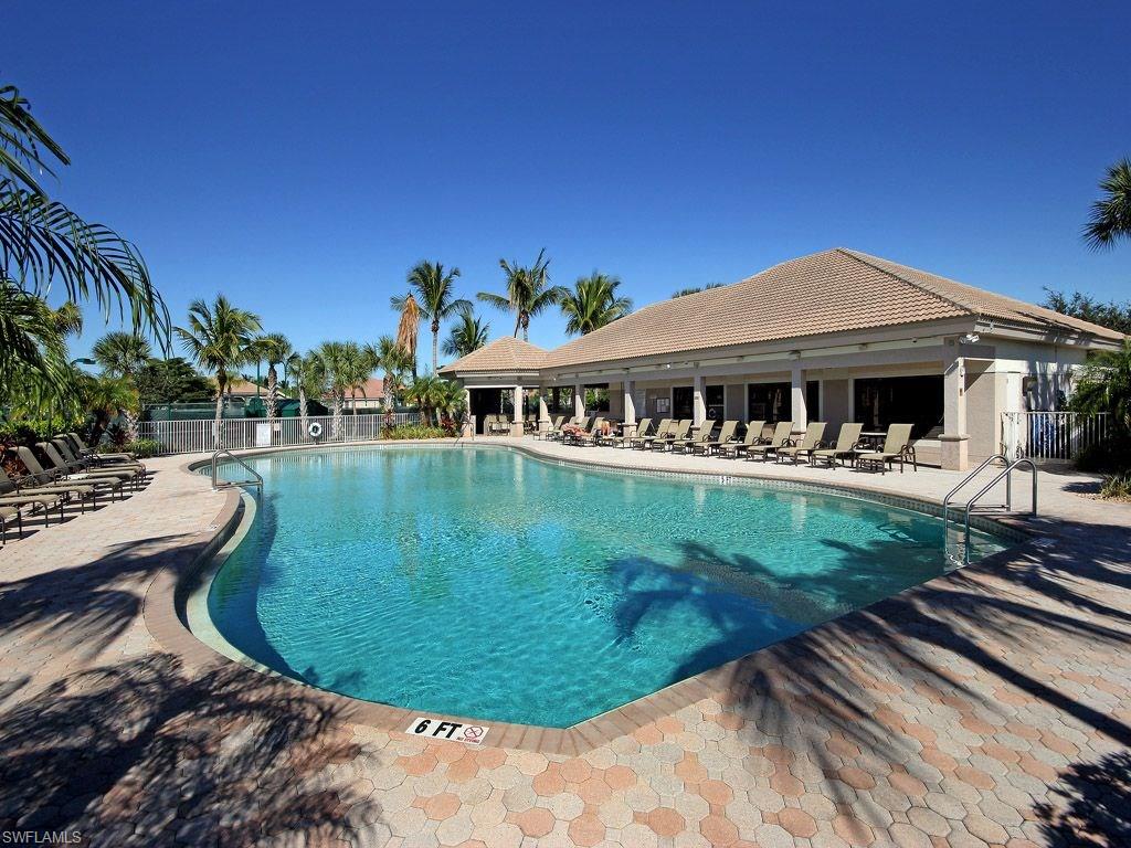 CROWN COLONY - Residential