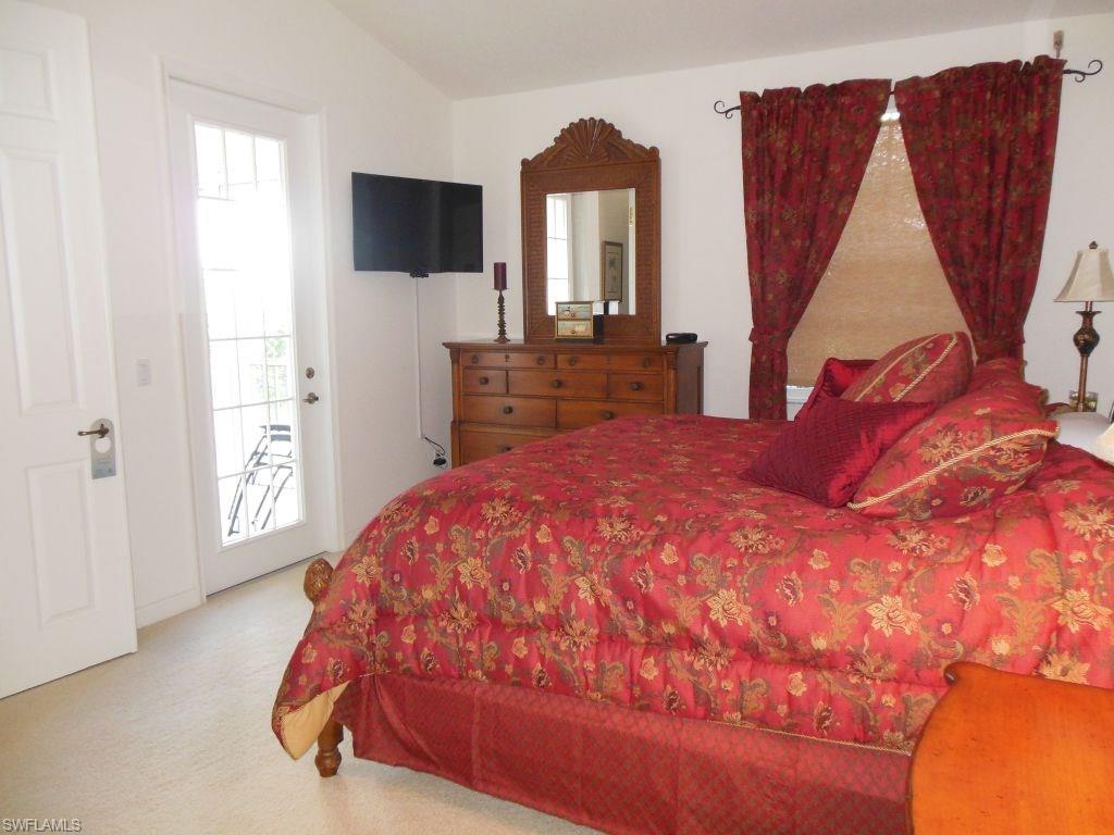 CROWN COLONY - Residential