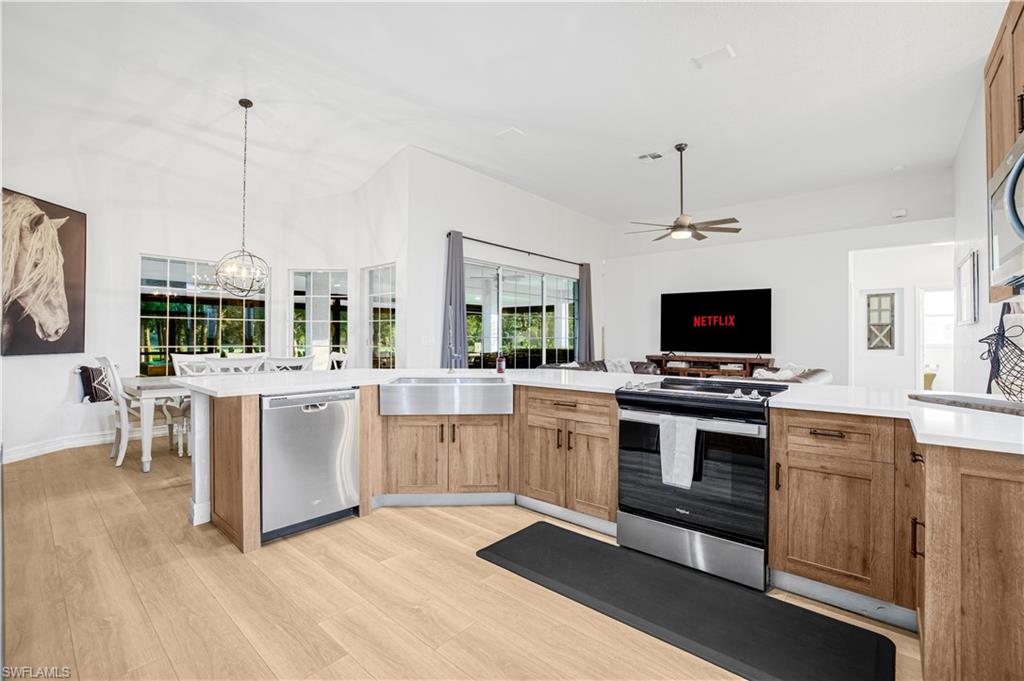 ACREAGE HEADER - Residential