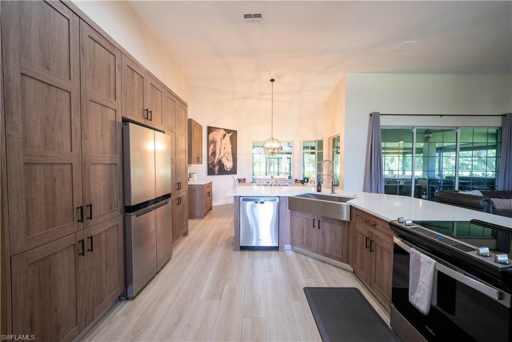 ACREAGE HEADER - Residential
