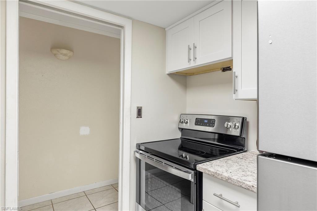 TOWERS CONDO - Residential