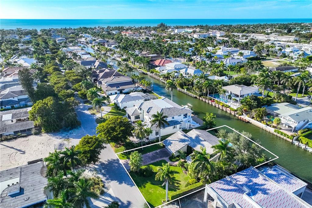 AQUALANE SHORES - Residential
