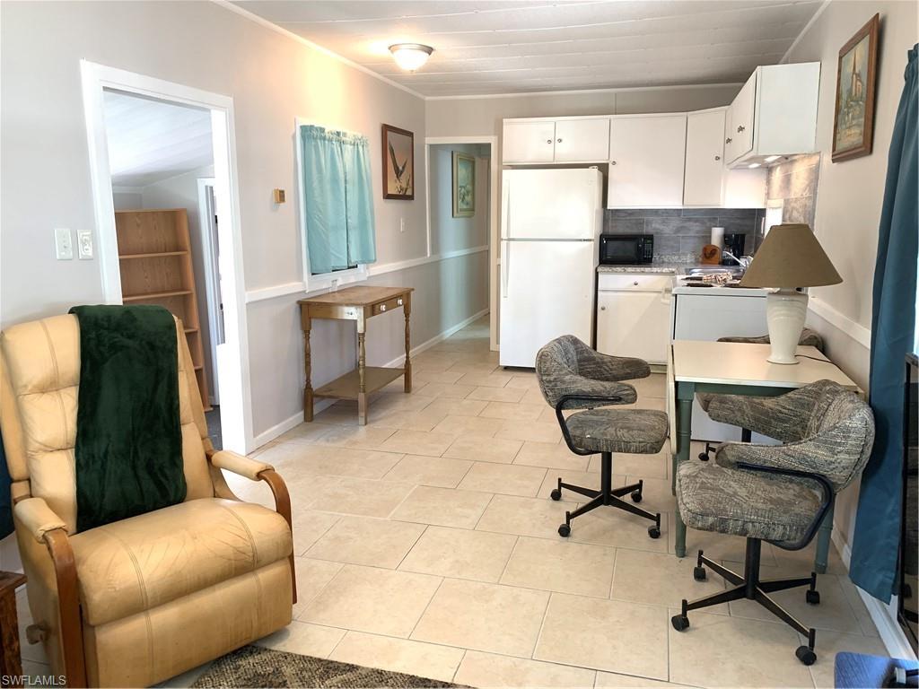 MARINERS COVE - Residential