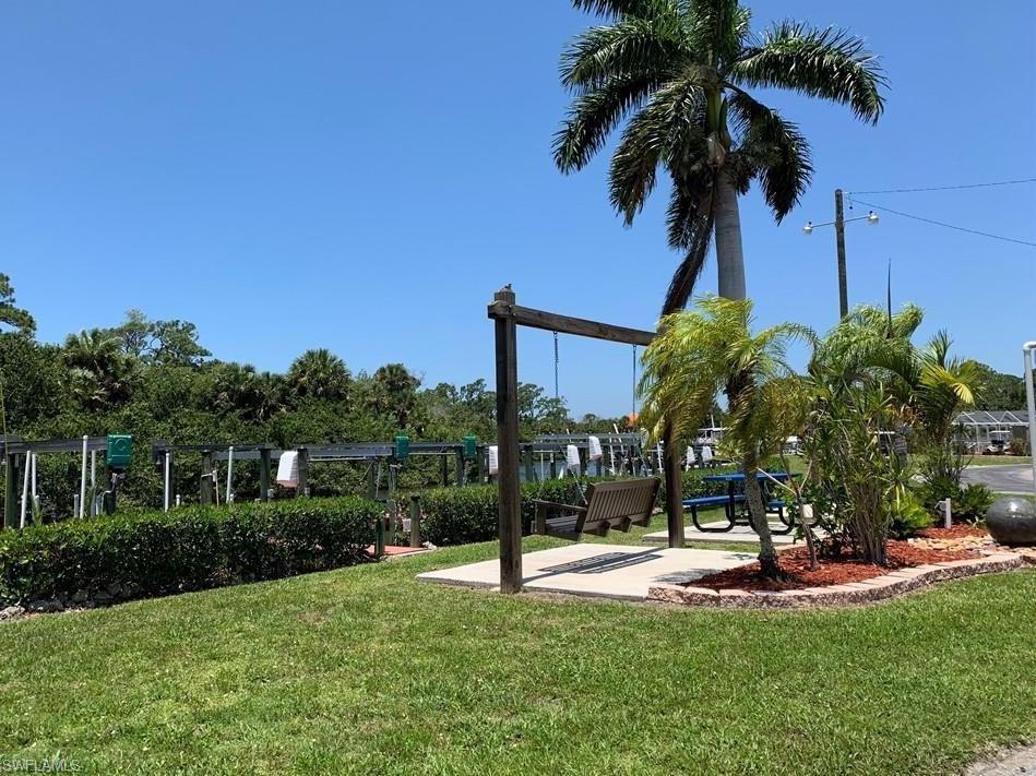 MARINERS COVE - Residential